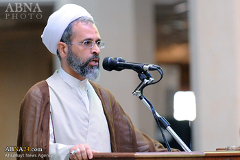 Sheikh Isa Qassim a good model for religious students: Head of Al-Mostafa University